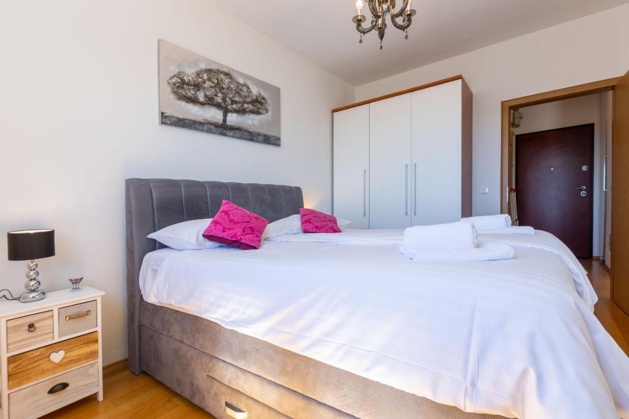 Jadran Apartment With Balcony And Parking Garage Zadar Exterior photo